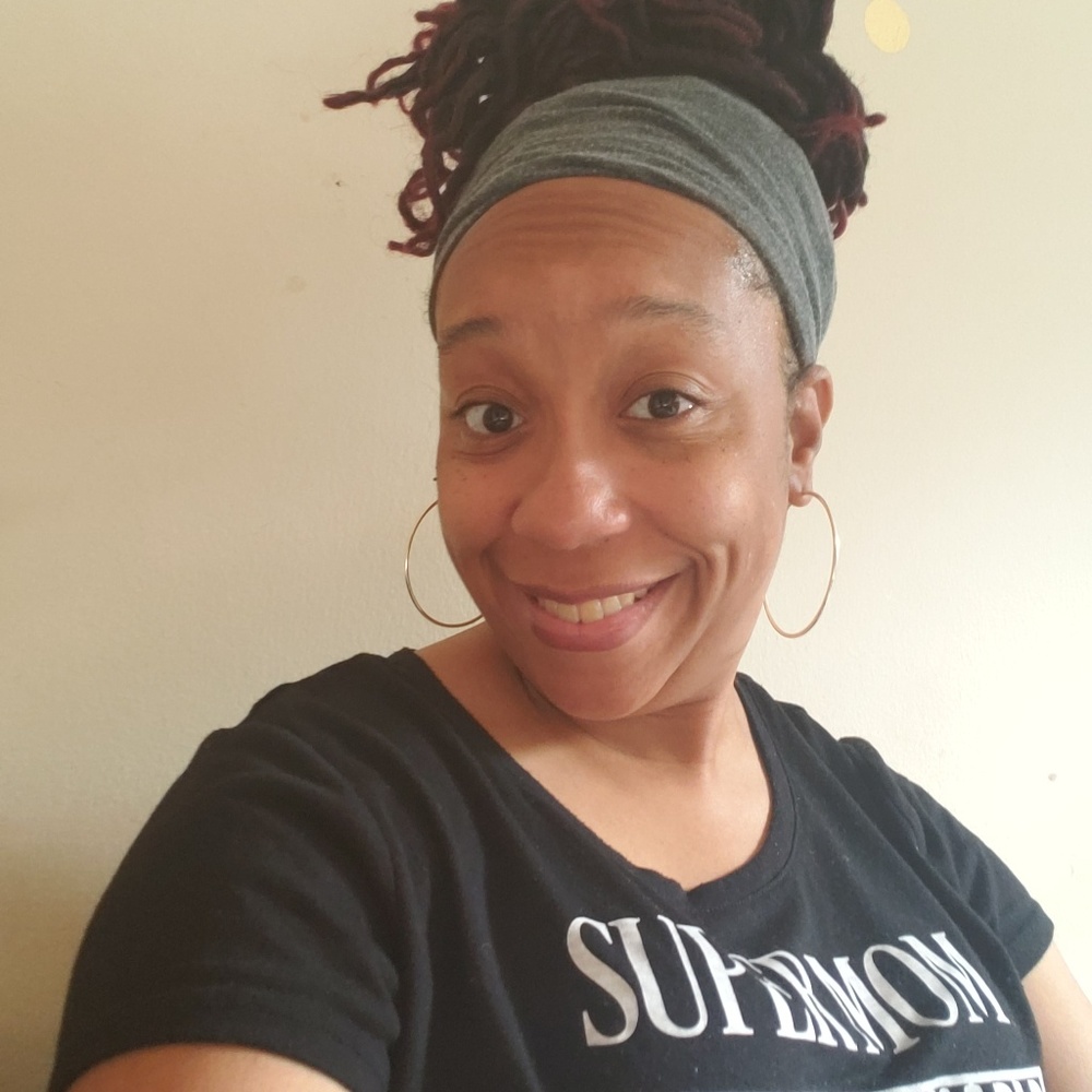 Meet your Posher, Miriam